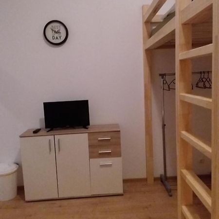 Hostel Living In The Box Berlin Zewnętrze zdjęcie