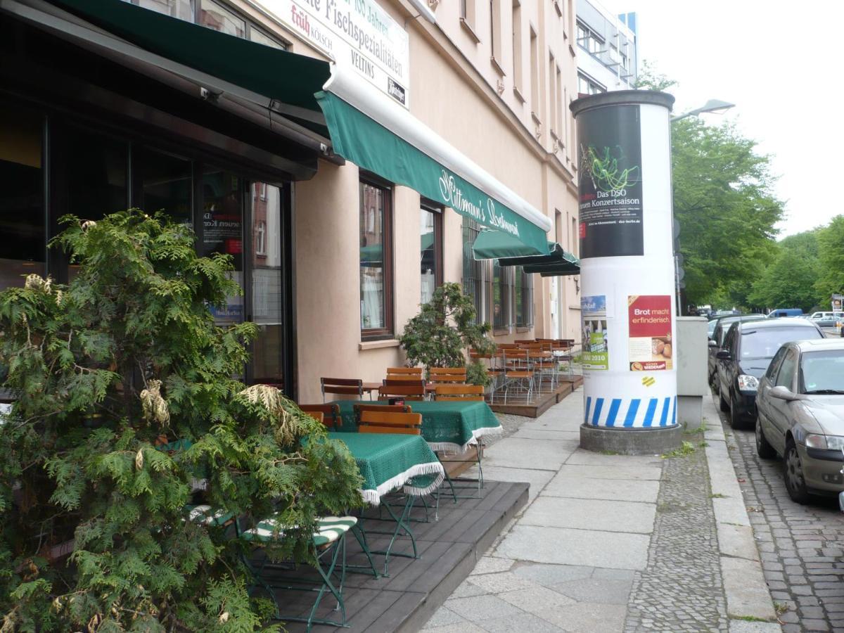 Hostel Living In The Box Berlin Zewnętrze zdjęcie