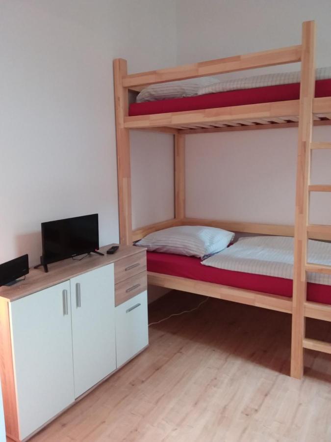 Hostel Living In The Box Berlin Zewnętrze zdjęcie